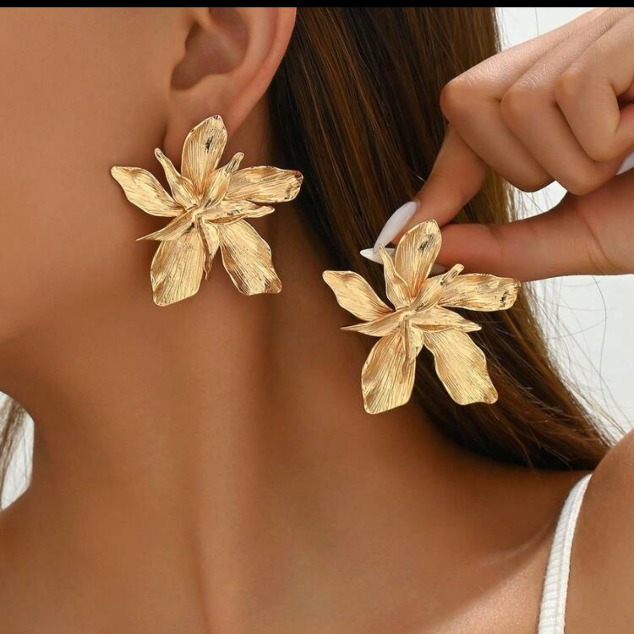 1 pièce Boucle d'oreille clou en métal élégante et avec fleur