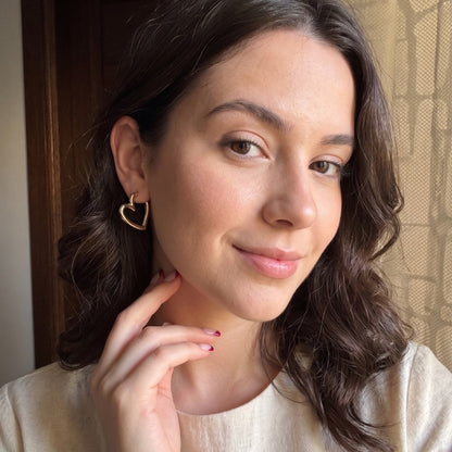 Paire de boucles d'oreilles créoles en forme de cœur
