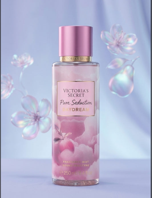 Victoria's Secret Pure Seduction Daydream Fragrance Mist (250 ml / 8.4 fl oz).